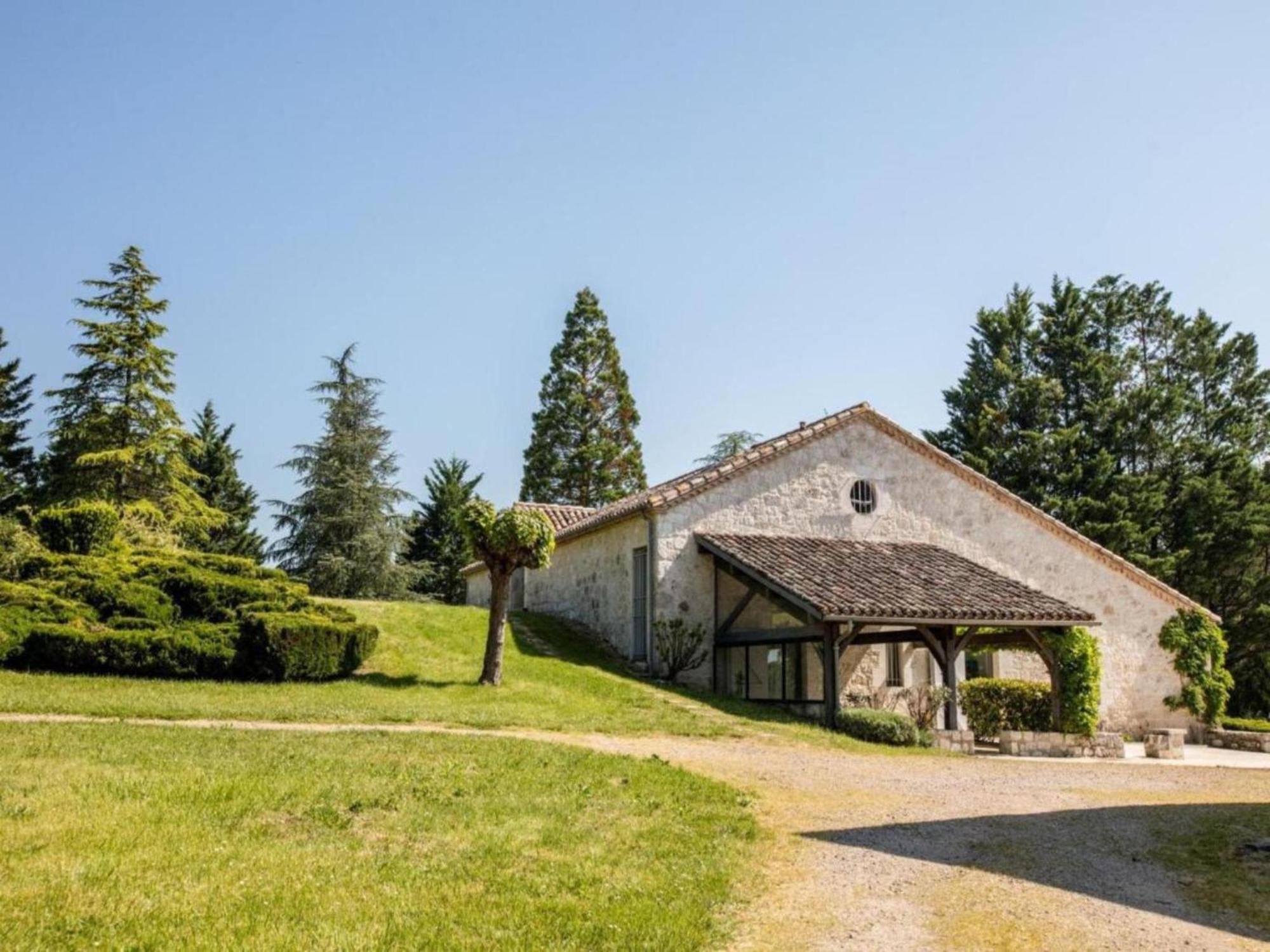 Gites De Saint Maurin エクステリア 写真
